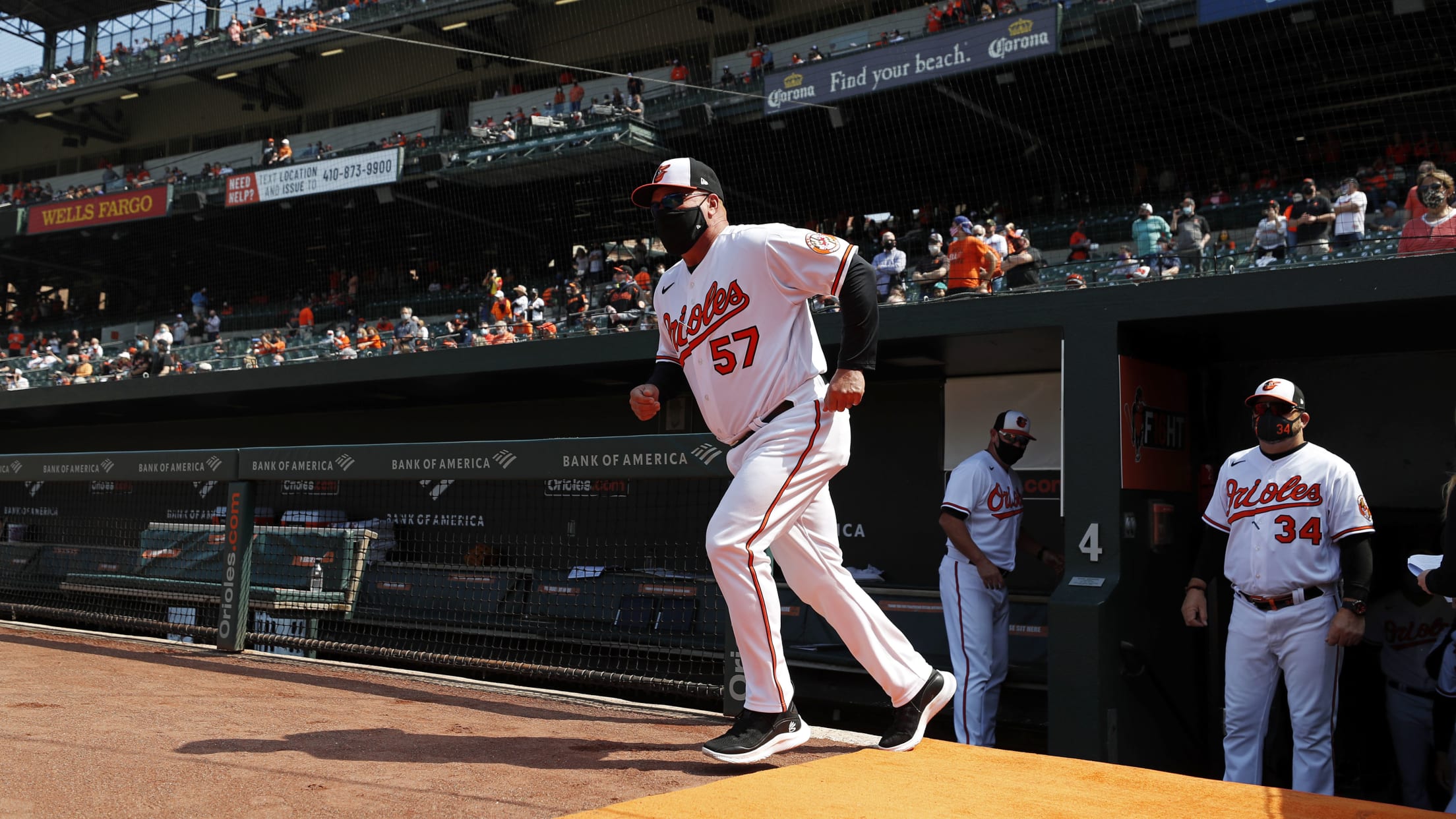 bal-catching-up-with-fredi-gonzalez-005