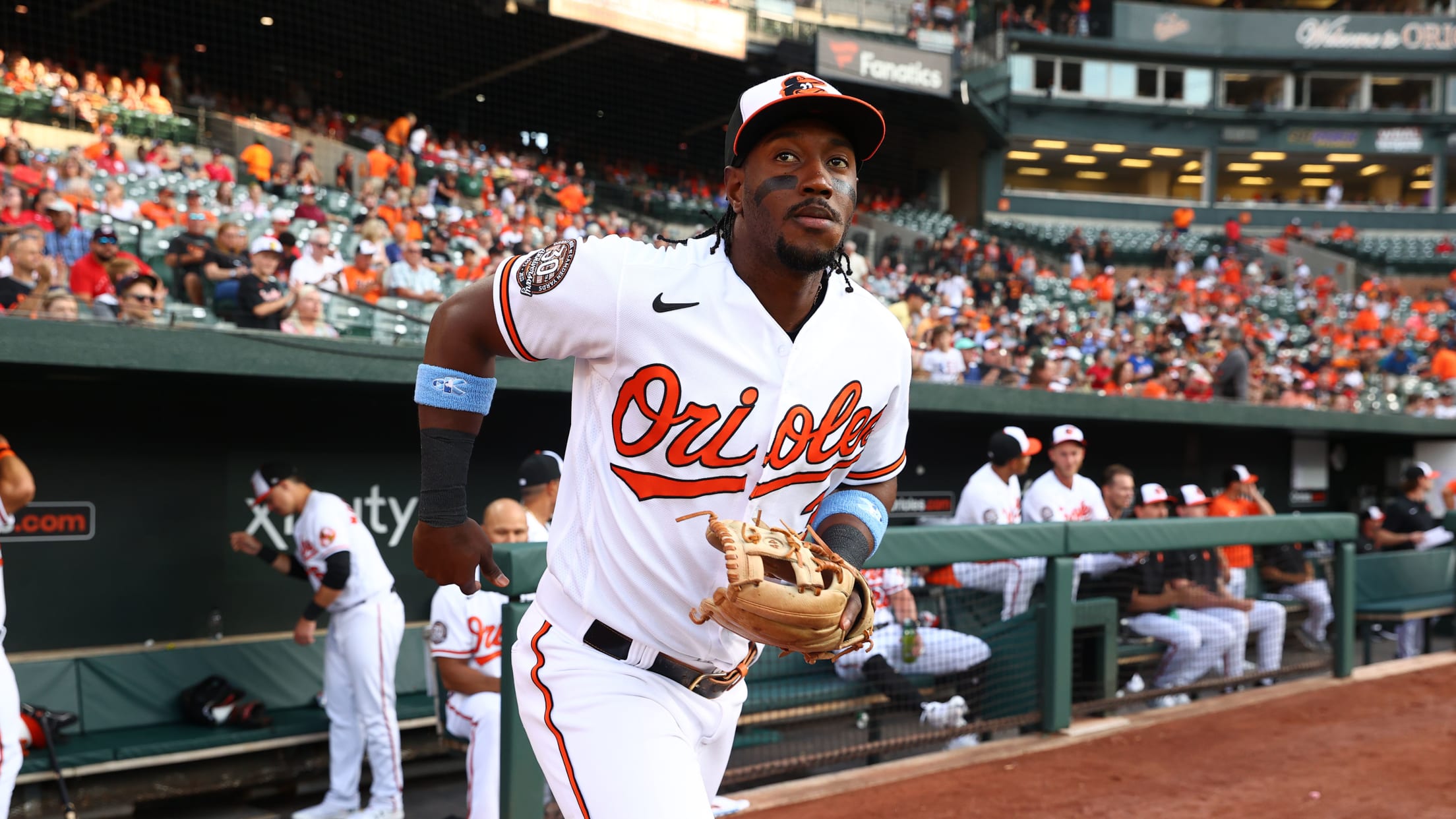 Homestand in Focus  617 - 622-028