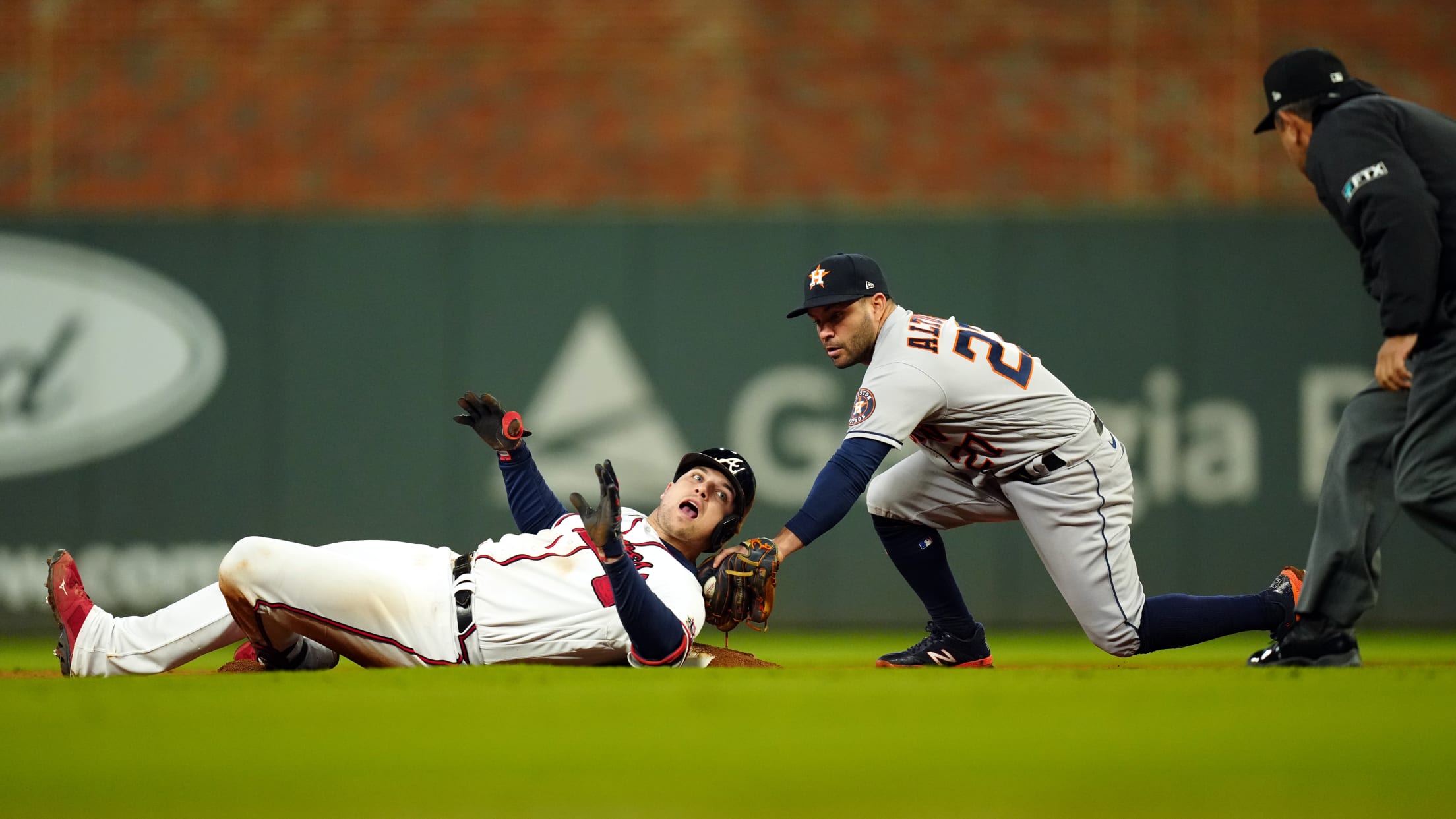 03_20211030DS_4449699