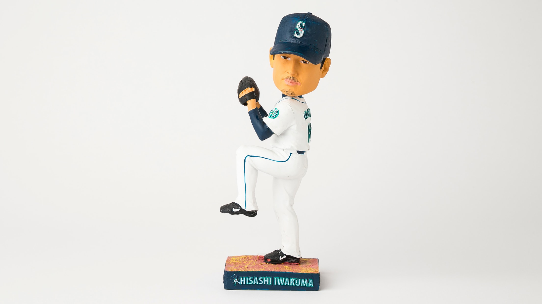 2014 Hisashi Iwakuma “No No” bobblehead Seattle Mariners