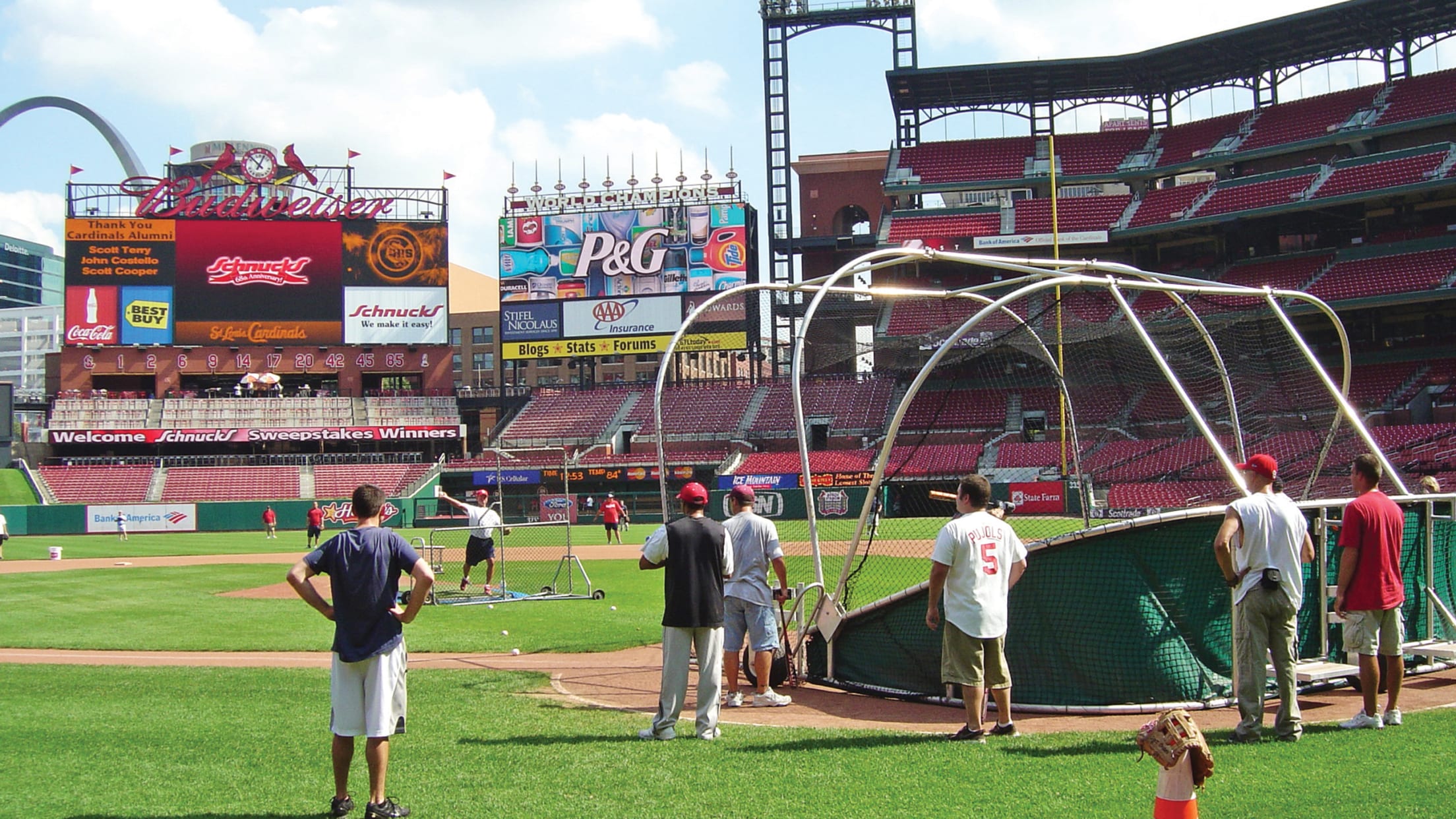 Cardinals offer fans chance to take BP at Busch Stadium