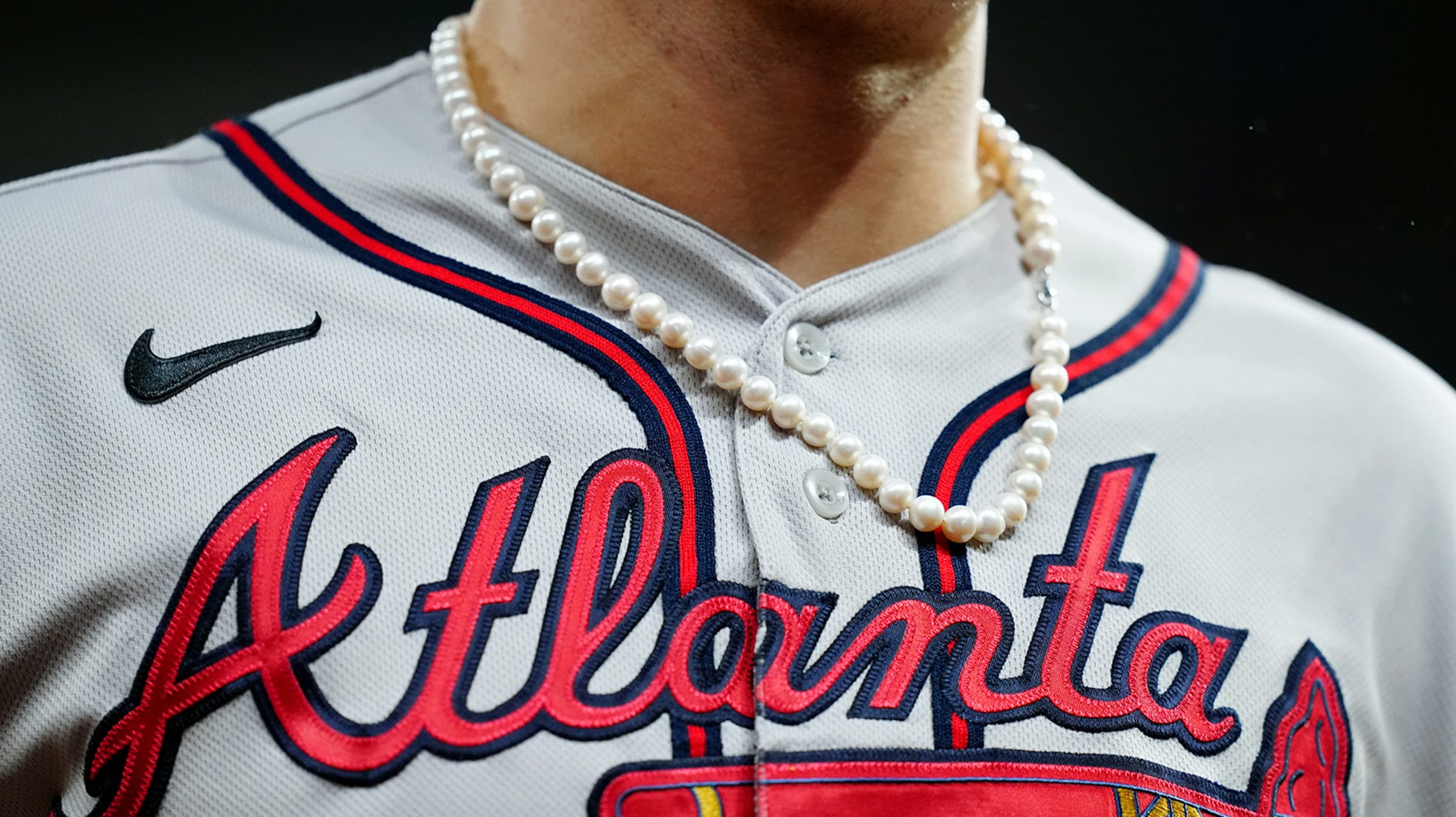 Joc Pederson sending his pearl necklace to Baseball Hall of Fame