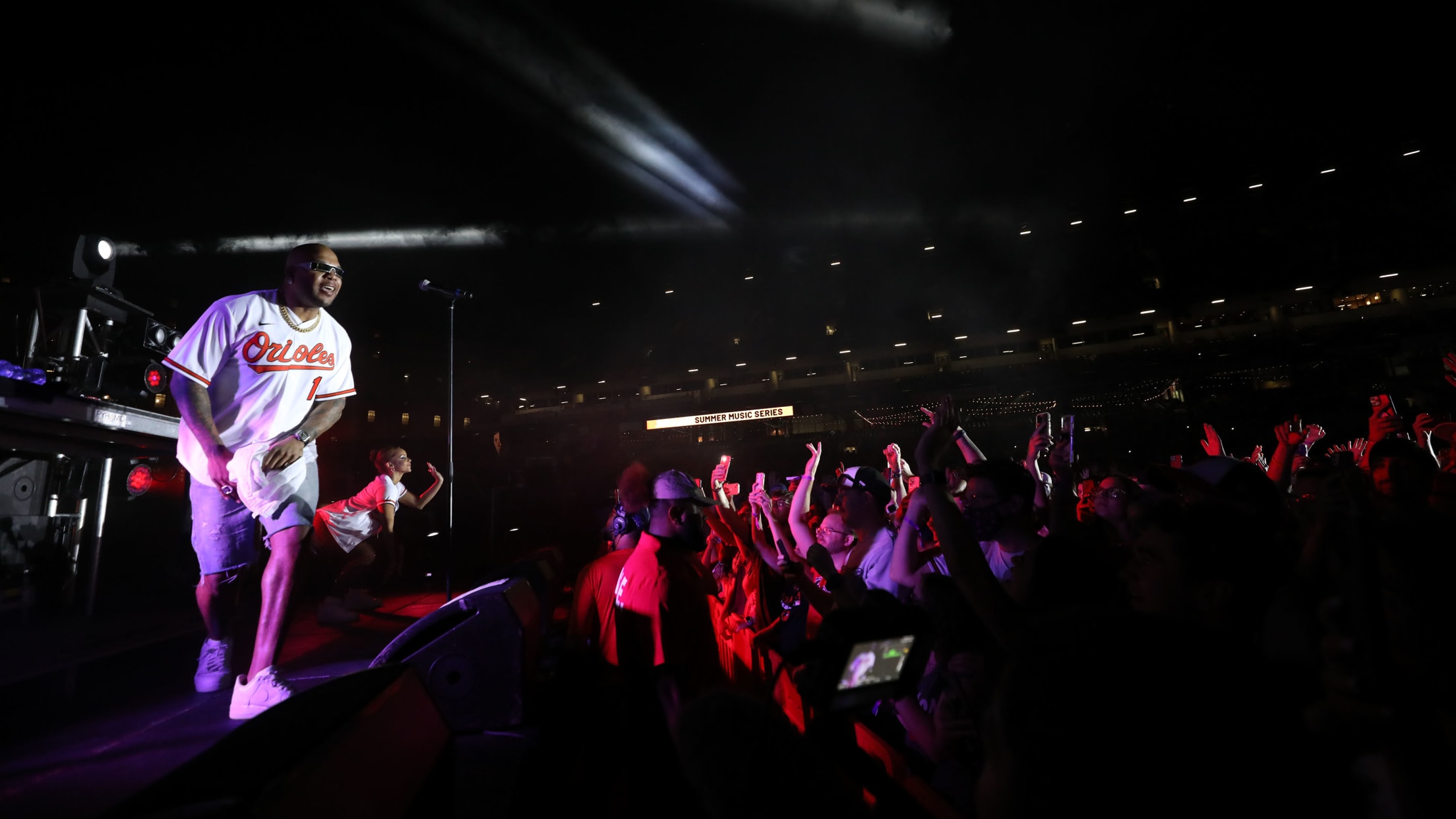 Homestand in Focus  617 - 622-007