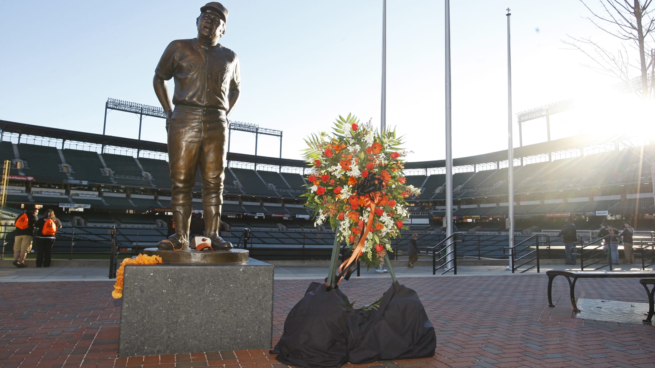 Orioles Wearing Earl Weaver Memorial Patch – SportsLogos.Net News