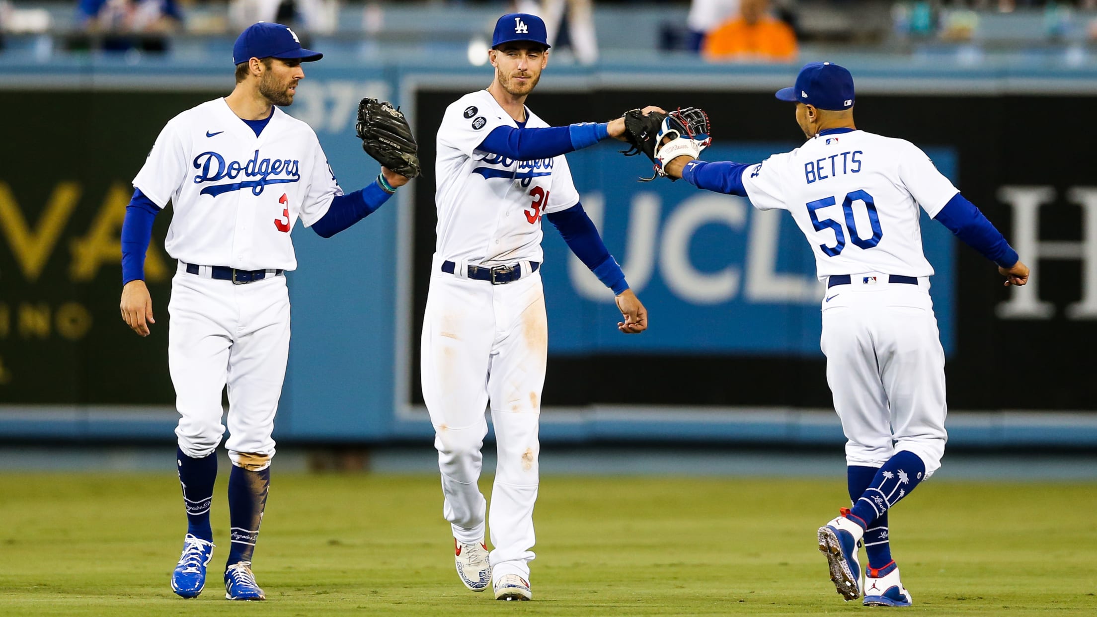 07_20211012RL_0895126