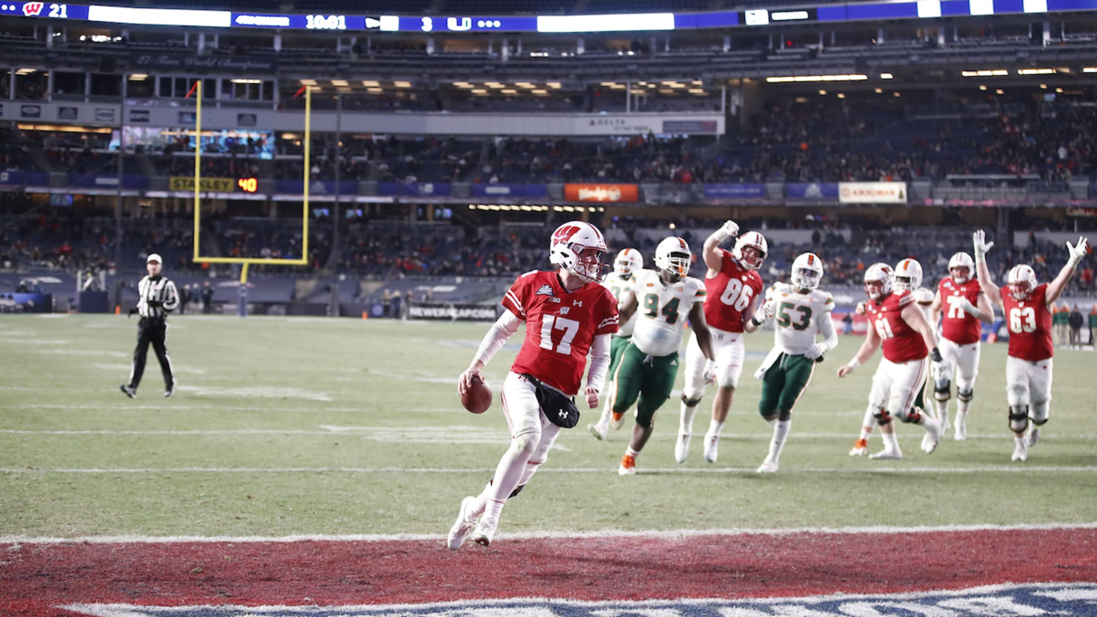 2018 Recap Photos | Pinstripe Bowl | New York Yankees