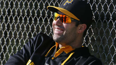 Mets 2B Neil Walker, family still has close ties to Pirates