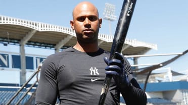 New York Yankees Baseball Player Aaron Hicks Sits Out Game Due to Police  Killing of Daunte Wright