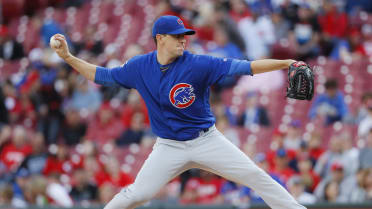 cubs pitcher Kyle Hendricks is officially on the hot seat 😅 (via @Ca