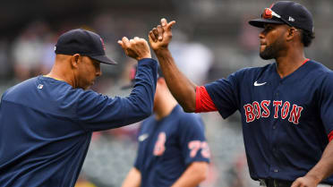 Flex those muscles, Boston! The @RedSox complete the 3-game sweep