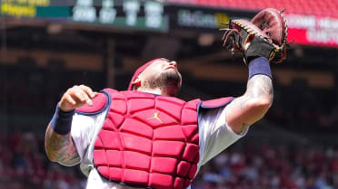 MLB - Yadi makes history! No catcher had ever caught