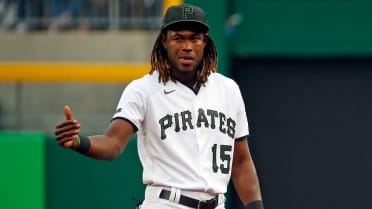 Oneil Cruz is a physical specimen 👀 #oneilcruz #pirates #mlbprospects, oneil  cruz