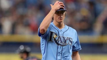 Tyler Glasnow shut down for two more weeks