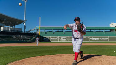 Happy Birthday Trot Nixon! - Red Sox Women's Fantasy Camp