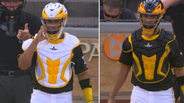 Elias Diaz declared a fashion emergency and swapped his catcher's gear  colors after the first inning