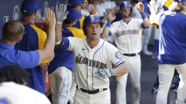 Marco Gonzales, Kyle Seager help Mariners beat Royals