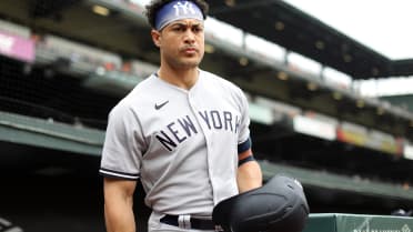 Yankees place Giancarlo Stanton on IL with quad strain - Pinstripe