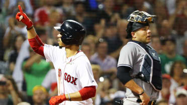 Red Sox 7, White Sox 4 - In a battle of Sox, good prevails! - Over the  Monster