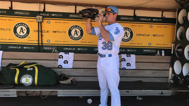 Blue Ribbons, Blue Logo Caps Worn Across Baseball for Father's Day 2021 –  SportsLogos.Net News