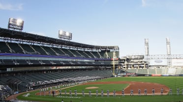 Cubs, White Sox allowed to have fans attend games, Sports