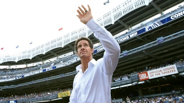 【超目玉】 New York Yankees O'NEILL 21 Tシャツ Paul O'Neill on No. 21 retirement Yankees