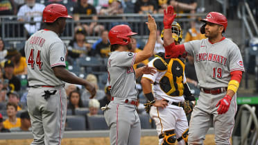 What an all-time experience': Joey Votto caps off Field of Dreams game with  heartfelt message