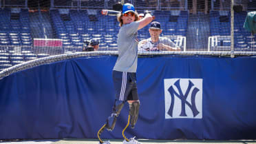 TODAY on X: The @Yankees are kicking off their #HopeWeek