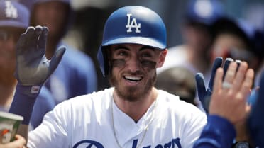 How MLB star Cody Bellinger mentally prepares for a game