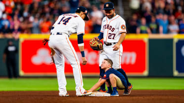 Cutest thing ever': Boy's base-stealing effort at Astros game