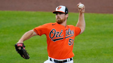 Bruce Zimmermann's HUGE Family Surprises Him for His MLB Debut