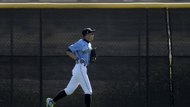 2021 Spring Training: Ichiro Gets An At-Bat 