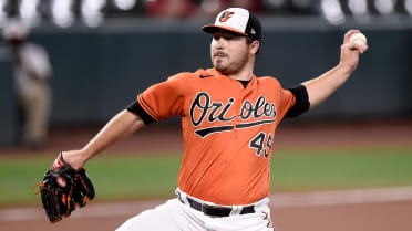 September 30, 2020: Alex Kirilloff becomes the first player to make his  major-league debut as a postseason starter – Society for American Baseball  Research