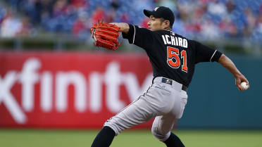 Marlins' Ichiro Suzuki makes MLB pitching debut