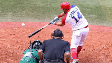 Bautista's hit, and bat flip, helps Dominicans oust Israel