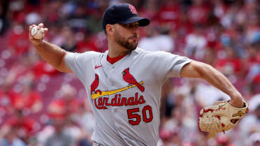 Adam Wainwright Reaches 200 Career Wins in MLB - BVM Sports