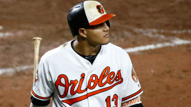 Manny Machado, Baltimore Orioles agree to new contract for 2018 - Sports  Illustrated