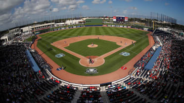 New spring training deal includes outfield boardwalk, Tiki bar