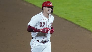 Cincinnati Reds' Tyler Stephenson homers in 1st at-bat in MLB debut