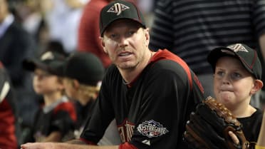 Tragic baseball legend Roy Halladay performs 'dangerous' daredevil