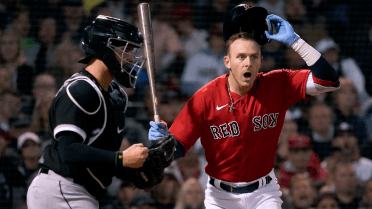 Blue Jays' Jackie Bradley Jr. Nails Runner During Triple Attempt Vs. Angels