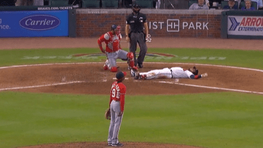 Travis Darnaud Atlanta Braves GIF - Travis Darnaud Atlanta Braves Ariel -  Discover & Share GIFs