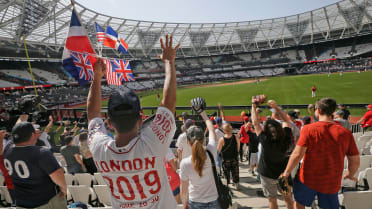 Yankees, Red Sox Both Wear White and Ads on Uniforms in London