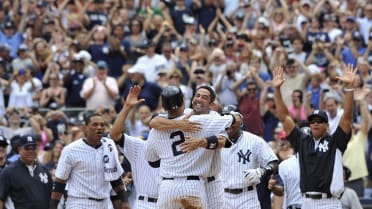 Derek Jeter had the game of his life while homering to reach the 3,000-hit  plateau