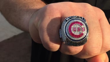 MLB-2016-CHICAGO-CUBS-WORLD-SERIES-CHAMPIONSHIP-REPLICA-RING