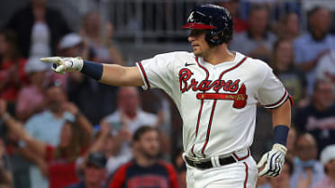 Chipper Jones talks adjustments made to Austin Riley's offense