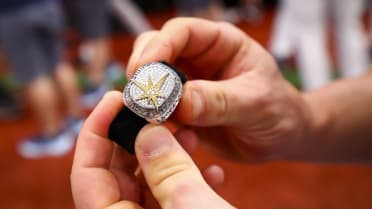 Houston Astros get 2021 American League championship rings