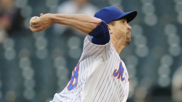 NY Mets Pitcher Jacob deGrom Throws Something Never Done in MLB