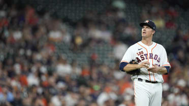 Astros' Zack Greinke scratched from start vs. A's, placed on injured list