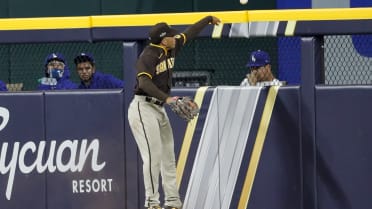 Padres' Trent Grisham's HR reaction vs. Clayton Kershaw irks Dodgers