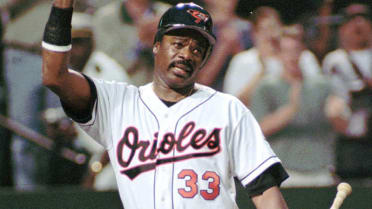 Eddie Murray among all-time great MLB players